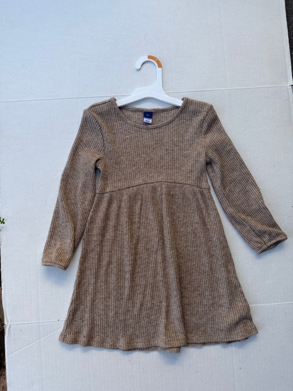 Old Navy Ribbed Knit Long-Sleeve Dress - Taupe - Picture 3 of 6